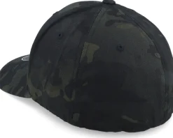 Logo Badge Dark Camo Flexfit - Bearded Man