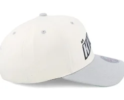 Los Angeles Kings Retro Type Pro Off White/Grey Adjustable - Mitchell & Ness