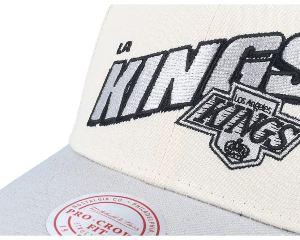 Los Angeles Kings Retro Type Pro Off White/Grey Adjustable - Mitchell & Ness