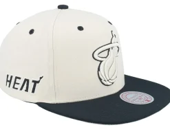 Miami Heat Evergreen Cream Black Hwc Off White/Black Snapback - Mitchell & Ness