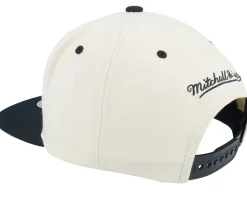 Milwaukee Bucks Evergreen Cream Black Hwc Off White/Black Snapback - Mitchell & Ness