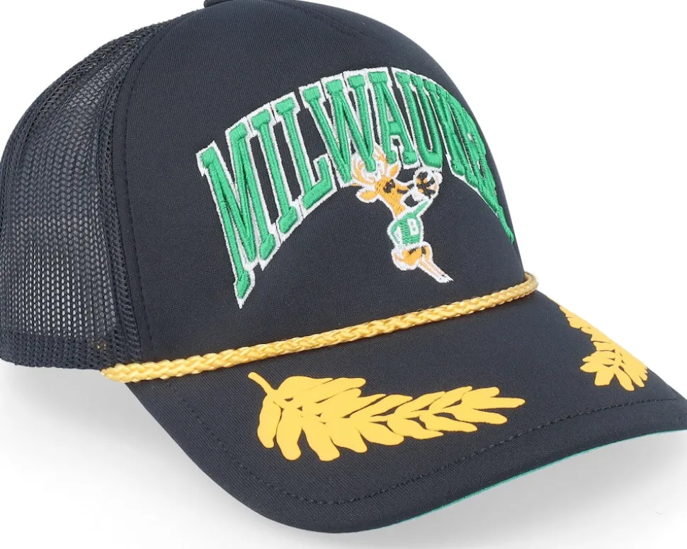 Milwaukee Bucks Gold Leaf Vintage Trucker - Mitchell & Ness