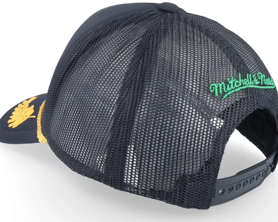 Milwaukee Bucks Gold Leaf Vintage Trucker - Mitchell & Ness