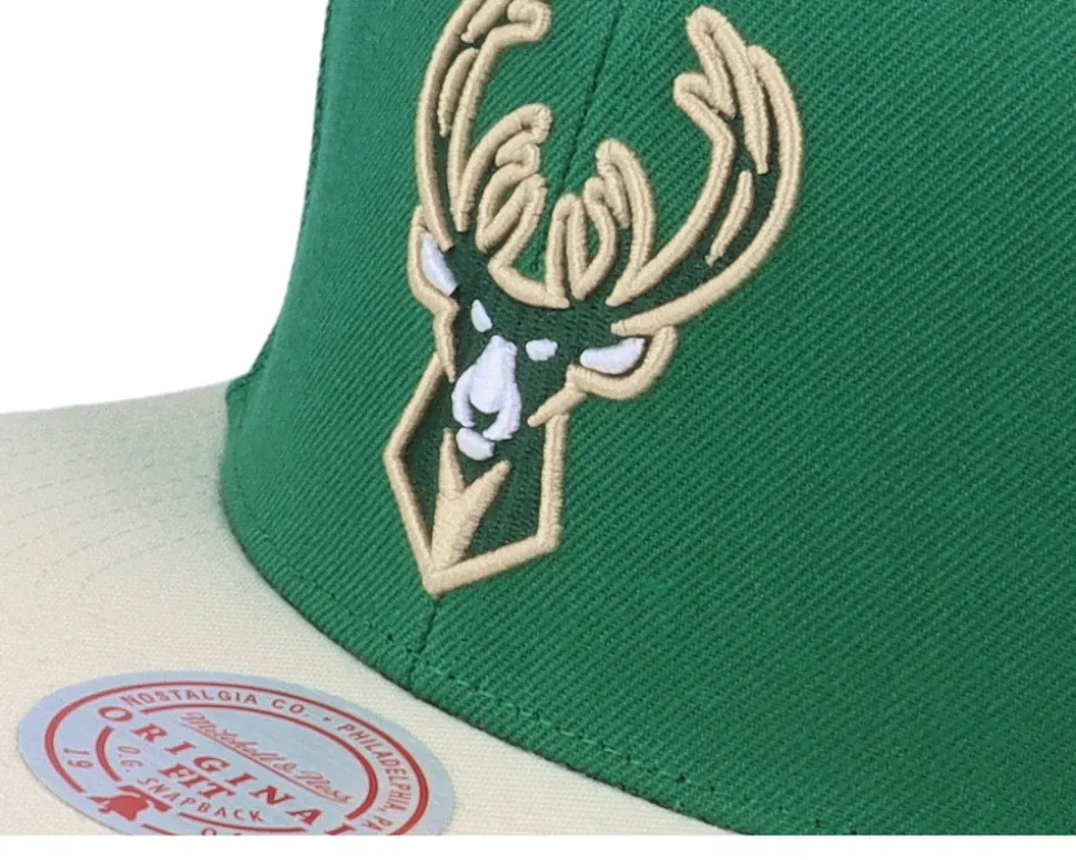 Milwaukee Bucks Team 2 Tone 2.0 Green/Tan Snapback - Mitchell & Ness