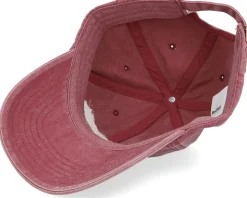 Mitt Hjärtas Fröjd & Eviga Längtan Red Dad Cap - Scenes