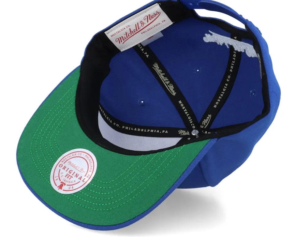 Montreal Canadiens Vintage Hat Trick Blue Snapback - Mitchell & Ness