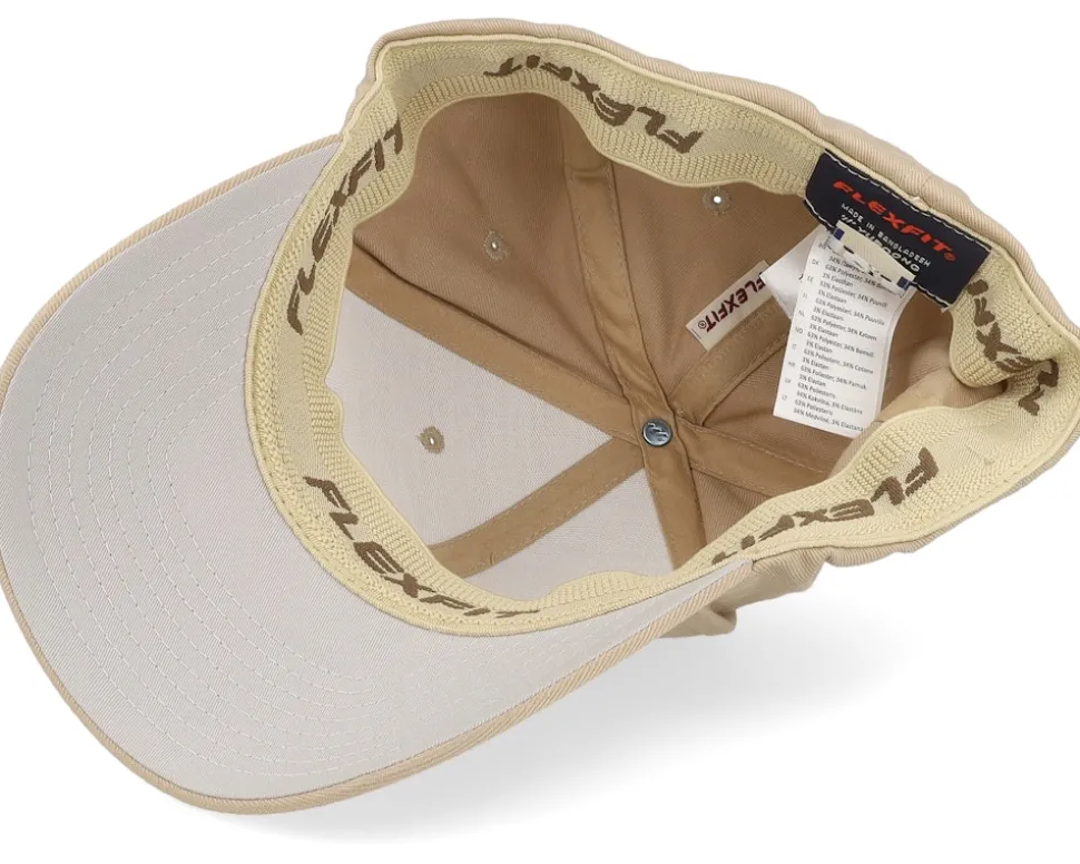 Mountain Adventures Khaki Flexfit - Wild Spirit