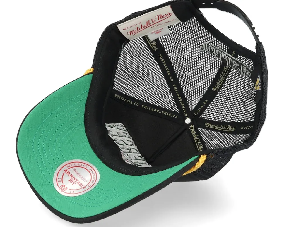 New Jersey Devils Gold Leaf Vintage Trucker - Mitchell & Ness