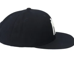 New York Black Yankees Archive 400 Black Snapback - American Needle