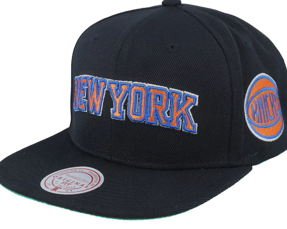 New York Knicks Triple Play Black Snapback - Mitchell & Ness
