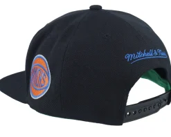 New York Knicks Triple Play Black Snapback - Mitchell & Ness
