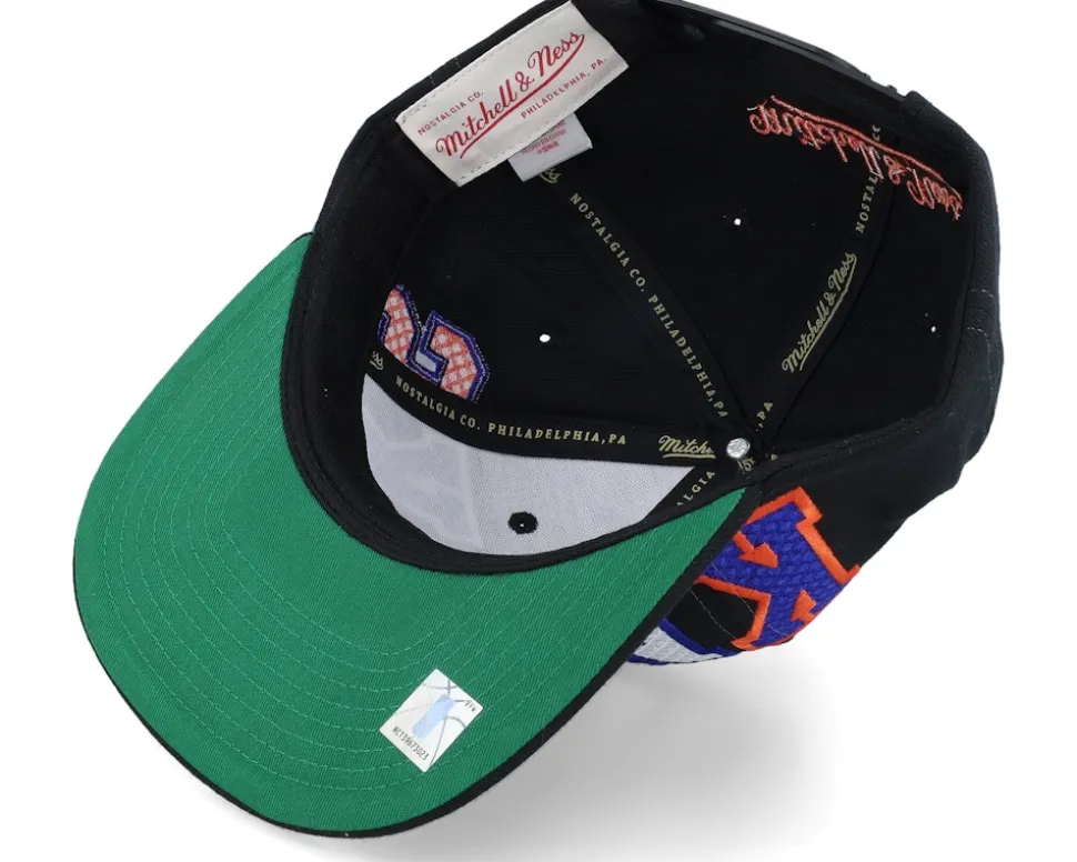 New York Knicks Varsity Bust Black Snapback - Mitchell & Ness