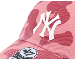 New York Yankees Freeform Clean Up Island Red/White Dad Cap - 47 Brand