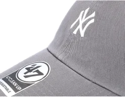 New York Yankees MLB Base Runner Clean Up Dark Grey Dad Cap - 47 Brand