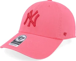 New York Yankees MLB Clean Up Cap Candy Apple Dad Cap - 47 Brand