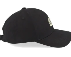 New-peaks Strapback Cap Black Adjustable - Northern Hooligans