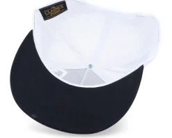 No War Black/White Trucker - Iconic