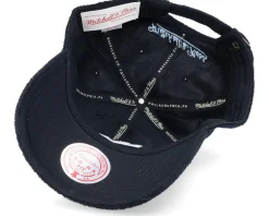 North Carolina Tar Heels Terry Cloth Strapback Black Adjustable - Mitchell & Ness