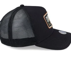 Nothing Club Black Trucker - Djinns
