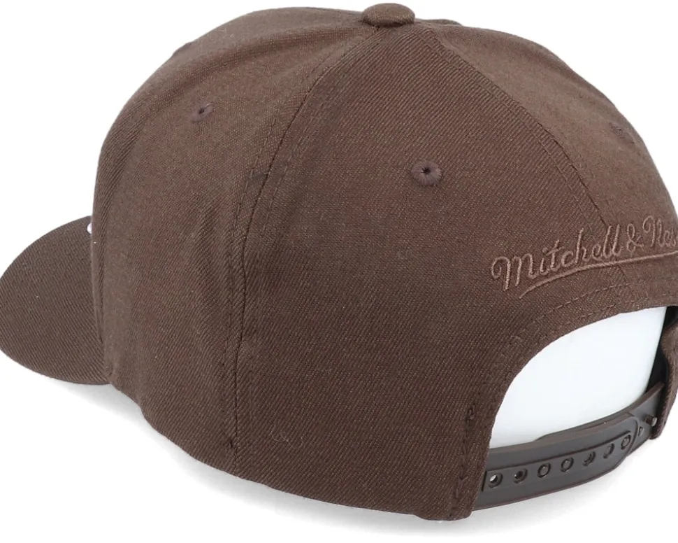 Perfectly Splendid Brown 110 Adjustable - Scenes