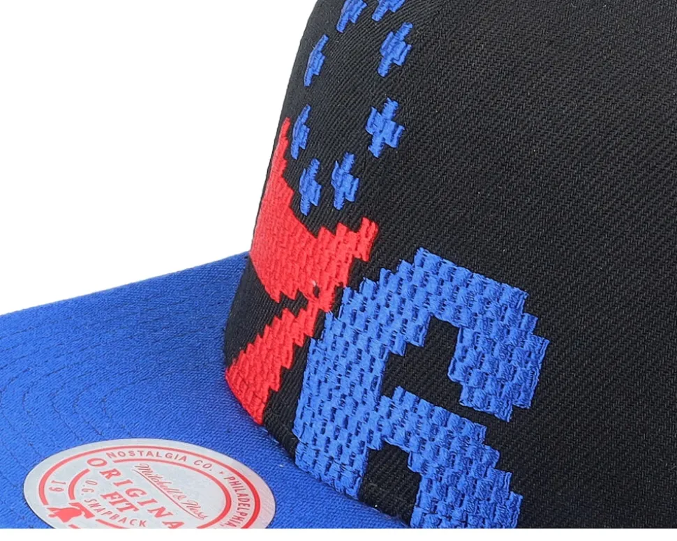 Philadelphia 76ers 8 Bit Xl Black/Royal Snapback - Mitchell & Ness