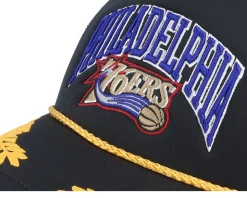 Philadelphia 76ers Gold Leaf Hwc Black Trucker - Mitchell & Ness