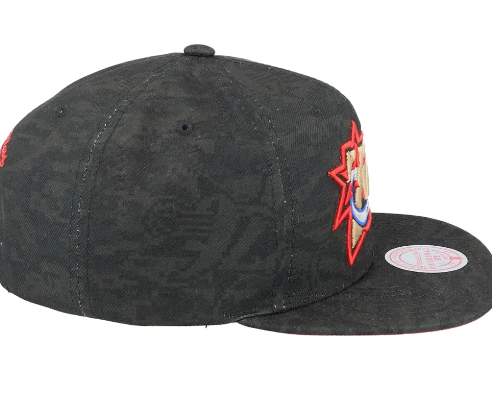 Philadelphia 76ers Team Digi Camo Black Snapback - Mitchell & Ness