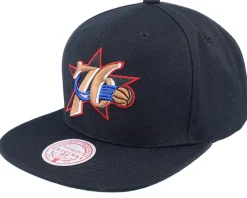Philadelphia 76ers Team Ground 2.0 Black Snapback - Mitchell & Ness
