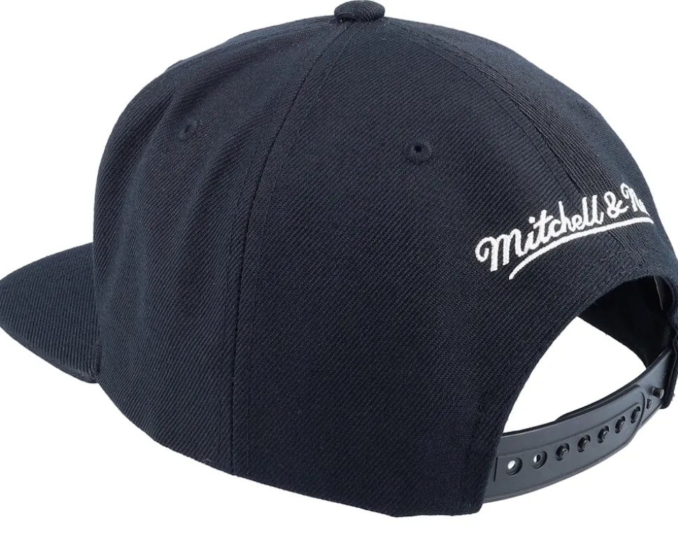 Philadelphia 76ers Team Ground 2.0 Black Snapback - Mitchell & Ness