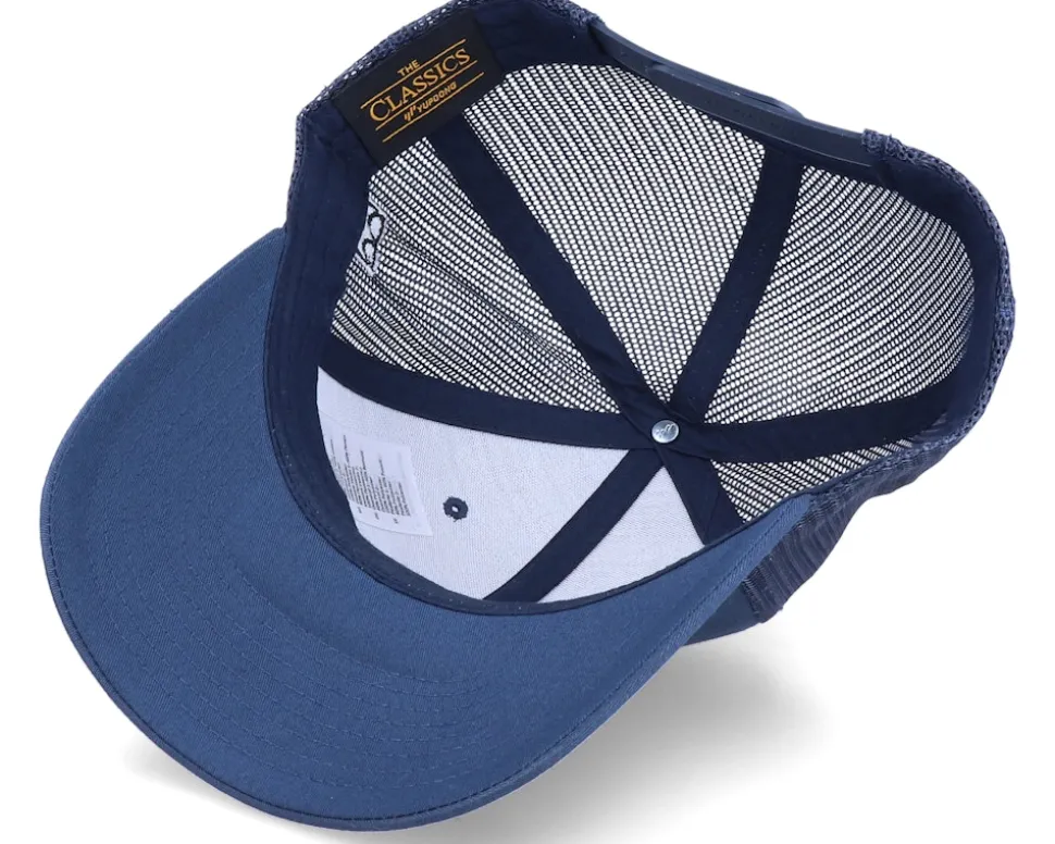 Pipe Beard Skull Navy Trucker - Bearded Man