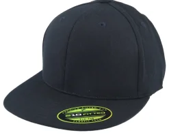 Premium 210 Black Fitted - Flexfit