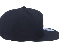 R Letter 3D Black Snapback - Iconic