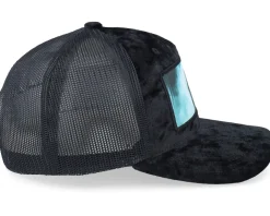 Sammy Ring Velvet Black/Black A-frame Trucker - Scenes