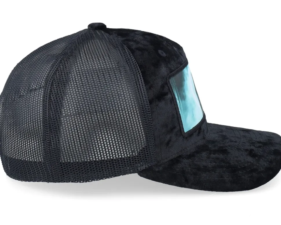 Sammy Ring Velvet Black/Black A-frame Trucker - Scenes