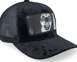 Scary Lady Velvet Black/Black A-frame Trucker - Scenes
