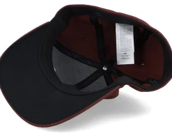 Small Mountain Delta Maroon Flexfit - Wild Spirit