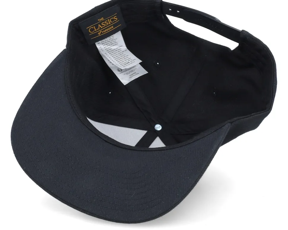 Small Mountain Red/Black Snapback - Wild Spirit