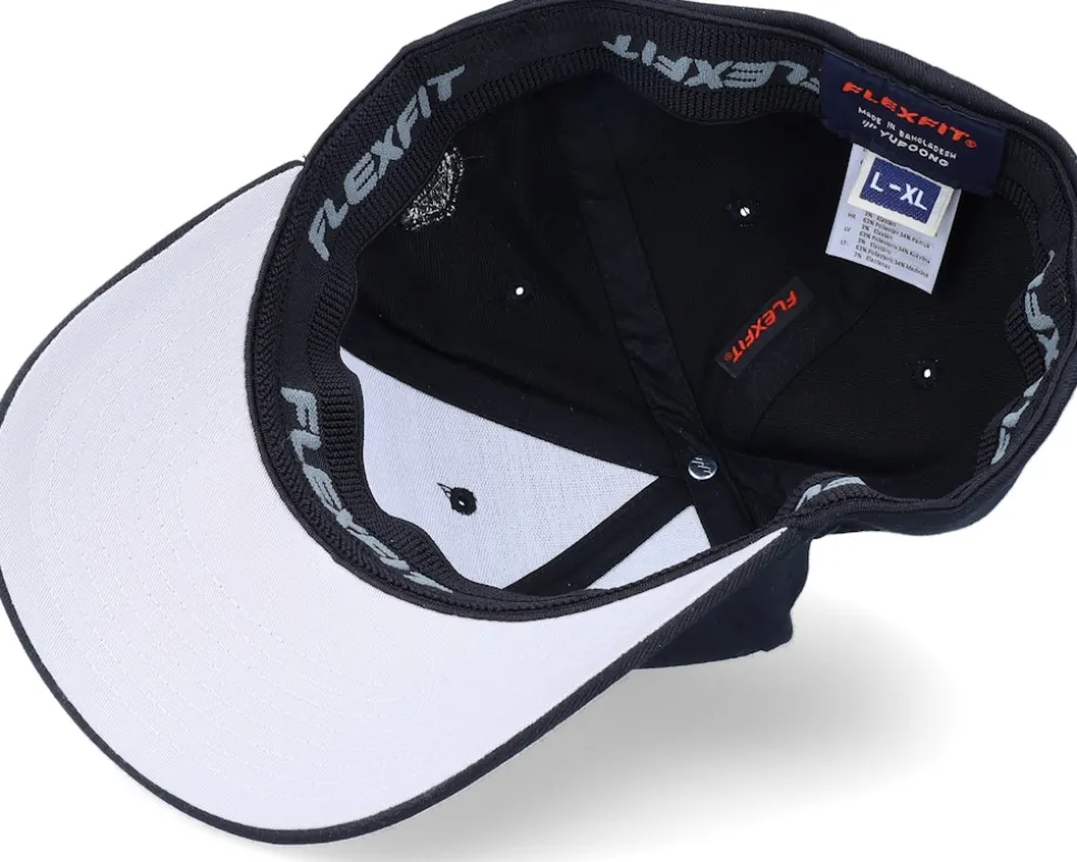 Sword D20 Dice Black Flexfit - Critiql Hit