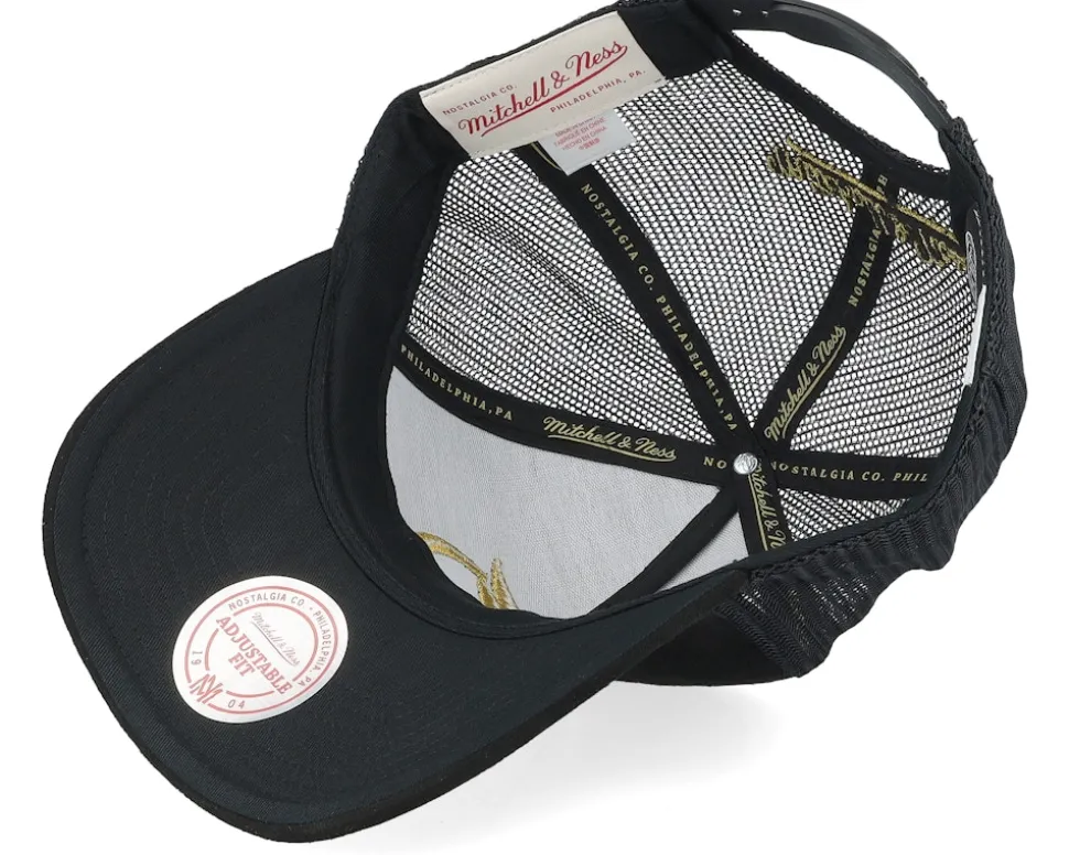 Tampa Bay Lightning Suede Black Trucker - Mitchell & Ness