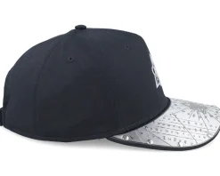 The Witcher Metal Plate Black Adjustable - Difuzed