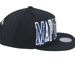 Toronto Maple Leafs Varsity Bust Black Snapback - Mitchell & Ness