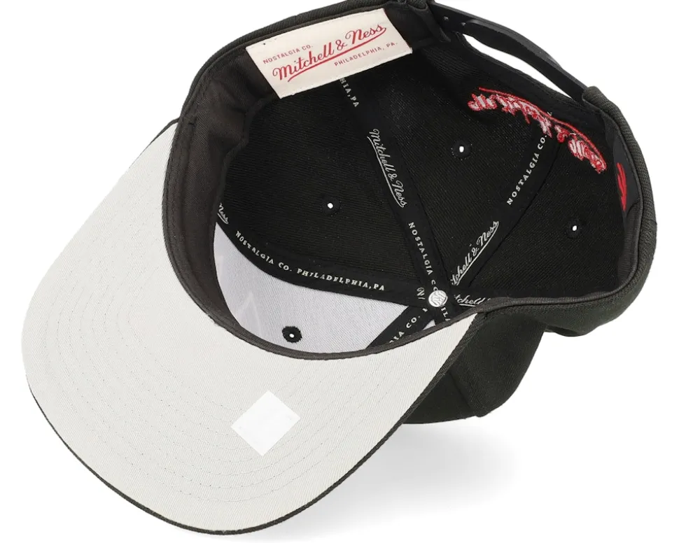 Toronto Raptors Shark Bite Black Snapback - Mitchell & Ness