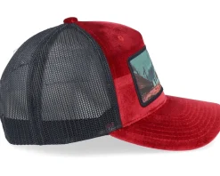 Western Outlaws & Cowboys Velvet Red/Black A-frame Trucker - Calza Pennello