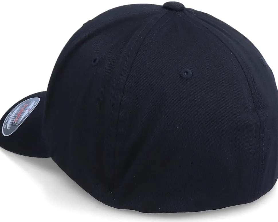 Wolf Howling At The Moon Black Flexfit - Iconic