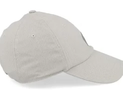 Women Iso-chill Armourvent Timberwolf Taupe Dad Cap - Under Armour